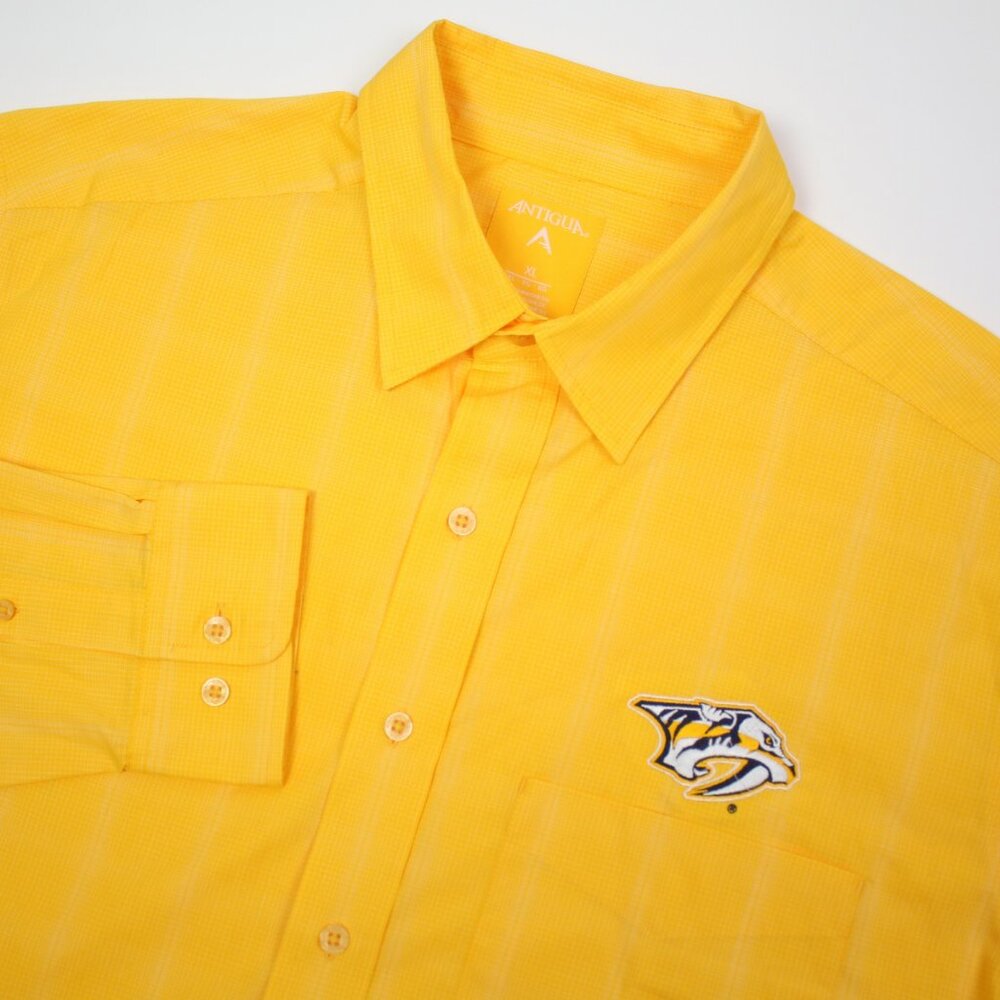 Antigua Mens XL Nashville Predators Long Sleeve Button Shirt